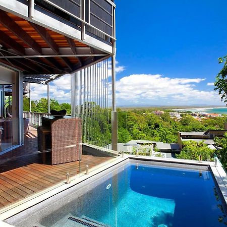 Peppers Noosa Resort And Villas Zewnętrze zdjęcie A pool at a private residence in Queensland, Australia