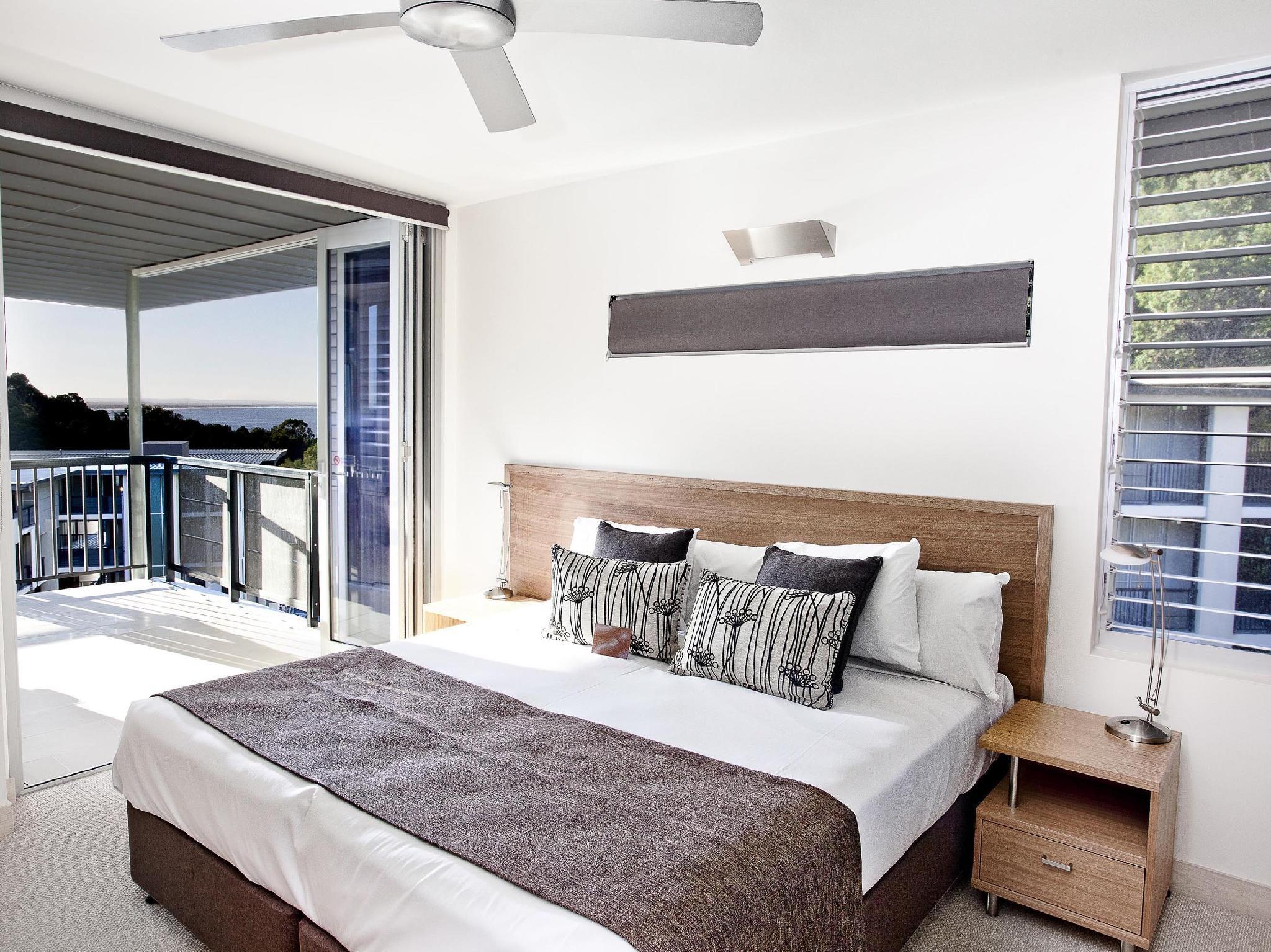 Peppers Noosa Resort And Villas Zewnętrze zdjęcie A bedroom at the Mantra Trilogy