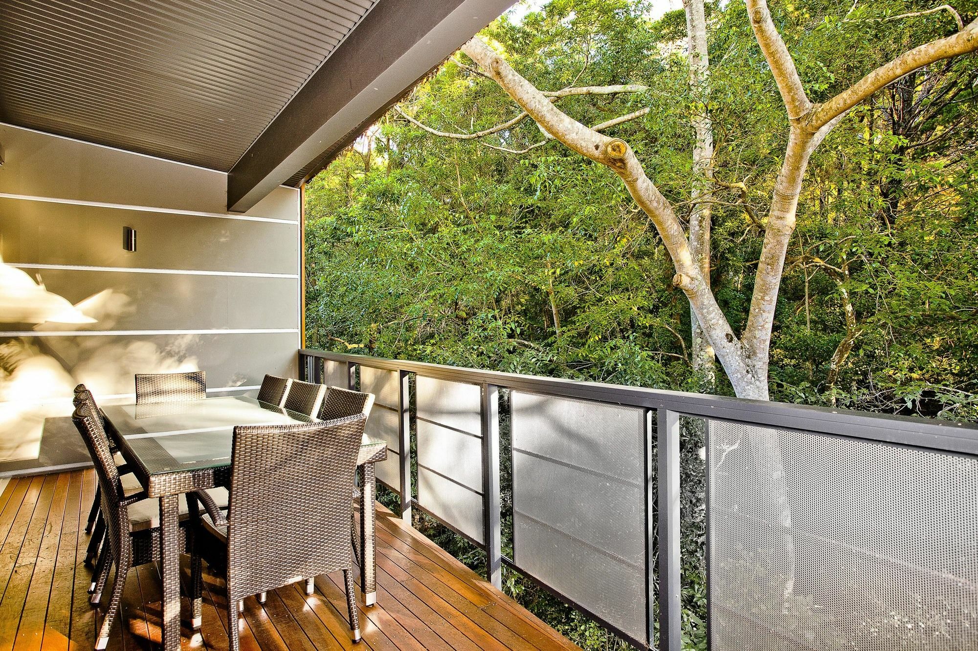 Peppers Noosa Resort And Villas Zewnętrze zdjęcie A balcony